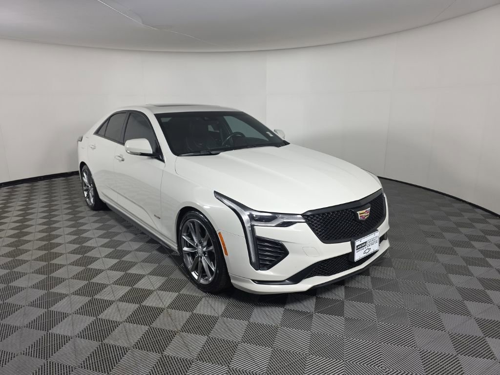 Used 2021 Cadillac CT4 V w/ Technology Package RWD image 7