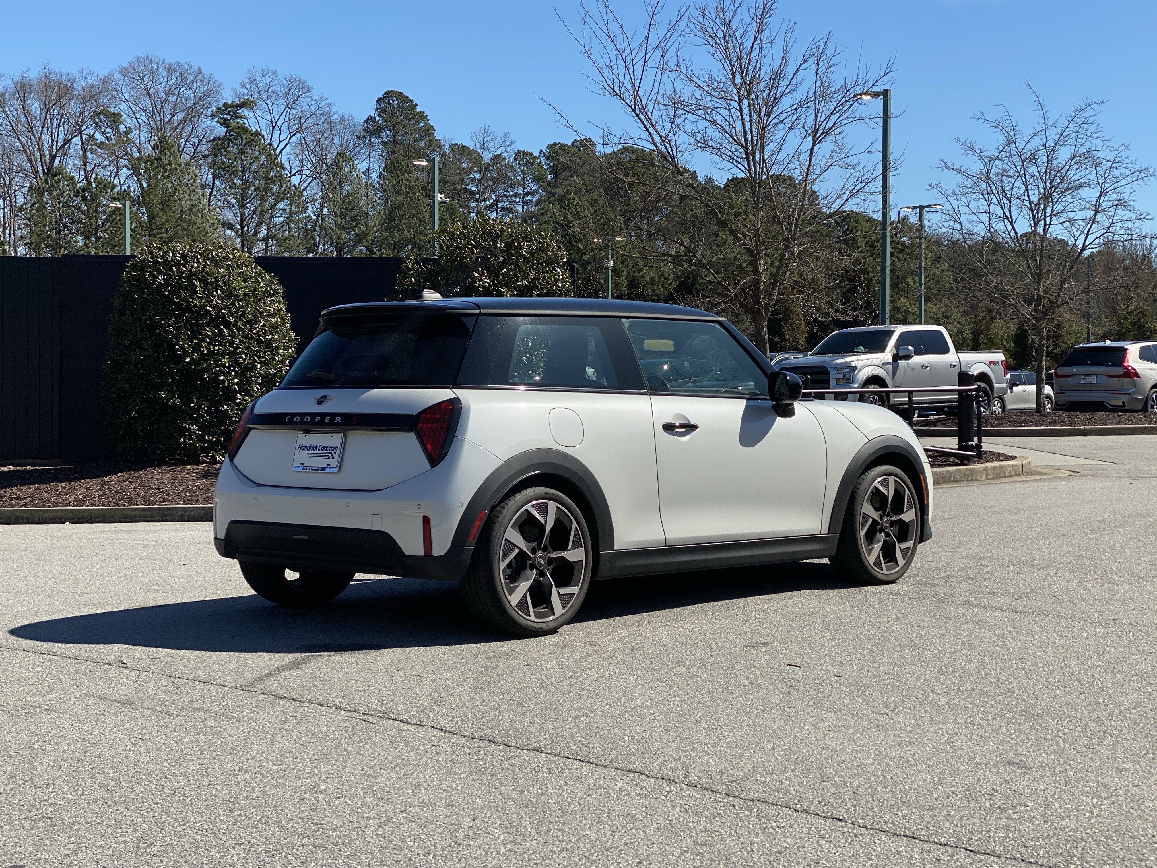 Used 2025 MINI Cooper S FWD image 3