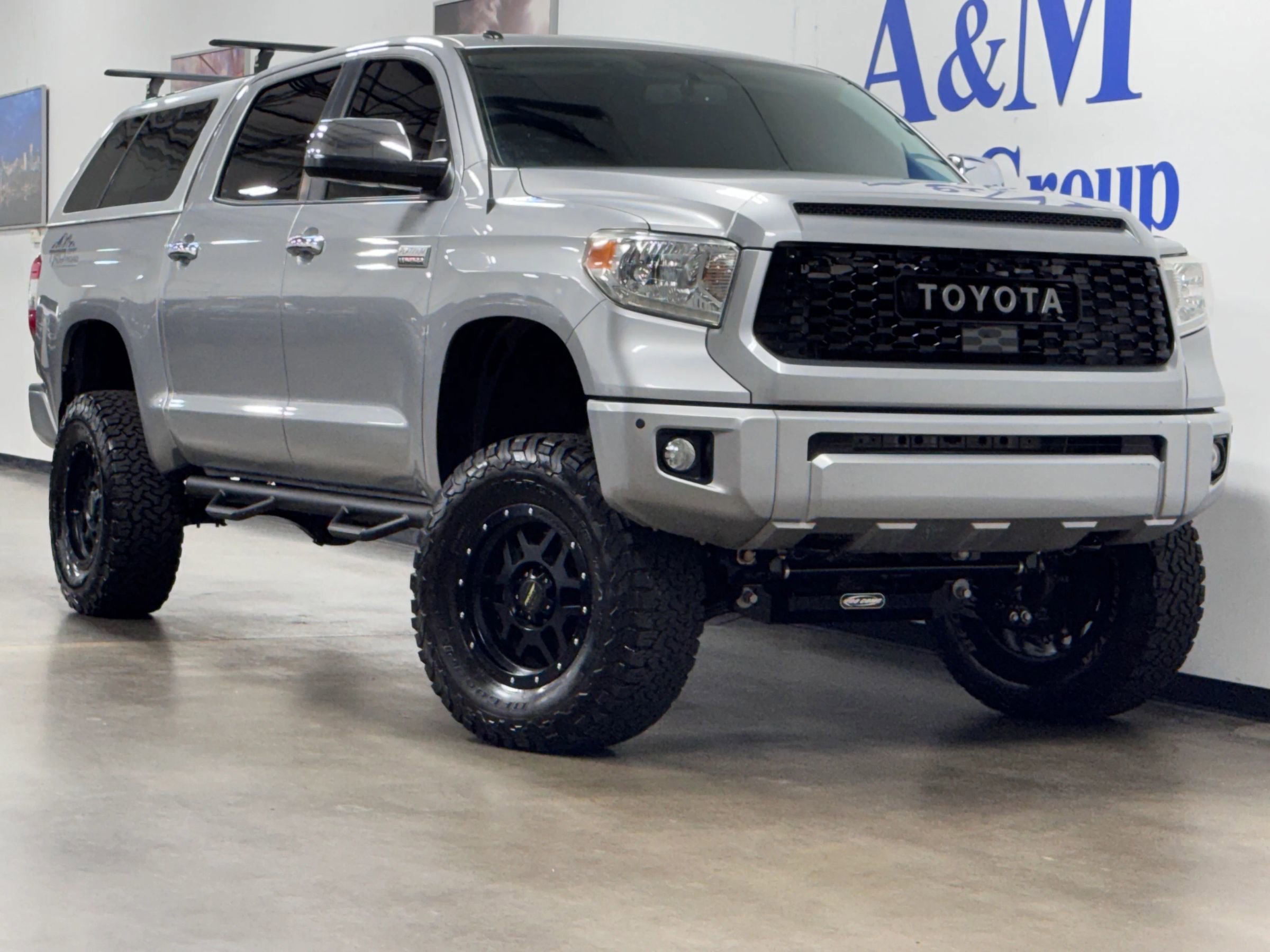Used 2014 Toyota Tundra Platinum image 1