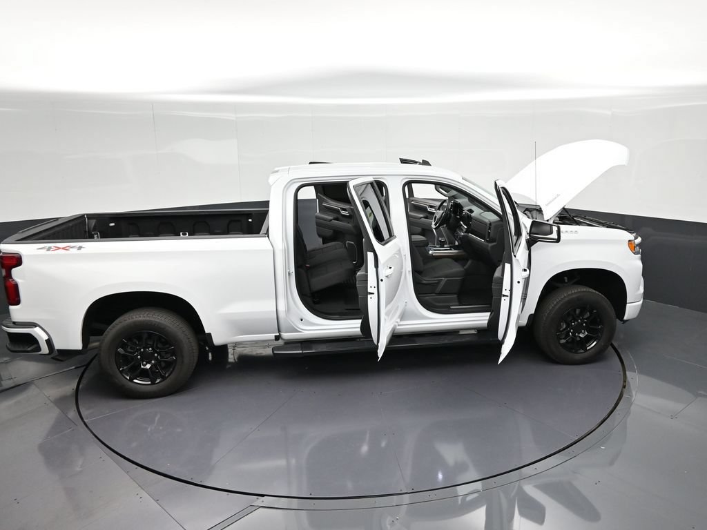 Used 2023 Chevrolet Silverado 1500 RST AWD/4WD image 42