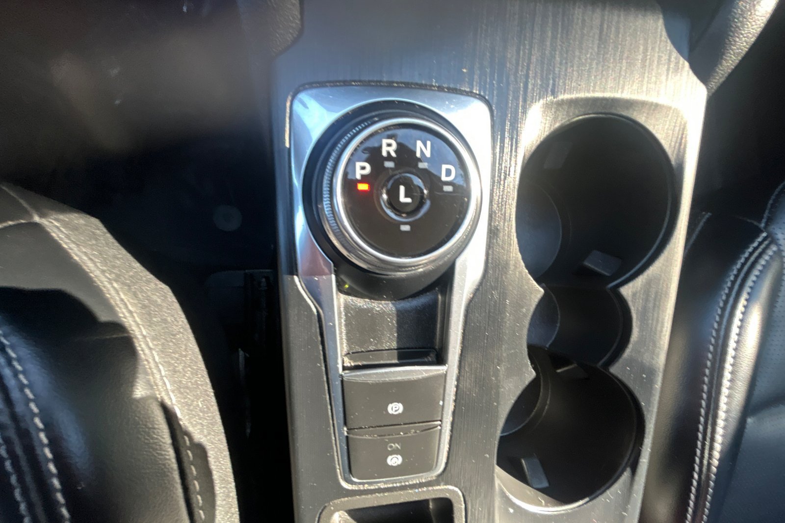 Used 2024 Ford Escape Platinum AWD/4WD image 21