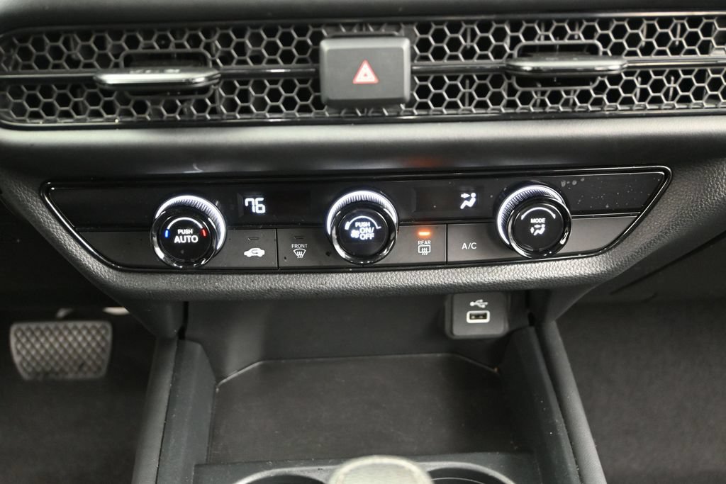 Used 2023 Honda HR-V LX image 17