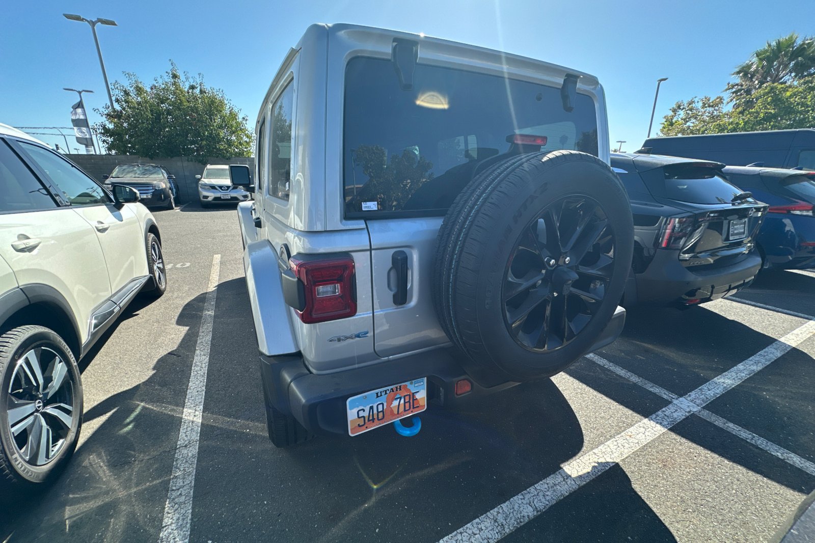 Used 2024 Jeep Wrangler Unlimited Sahara AWD/4WD image 6