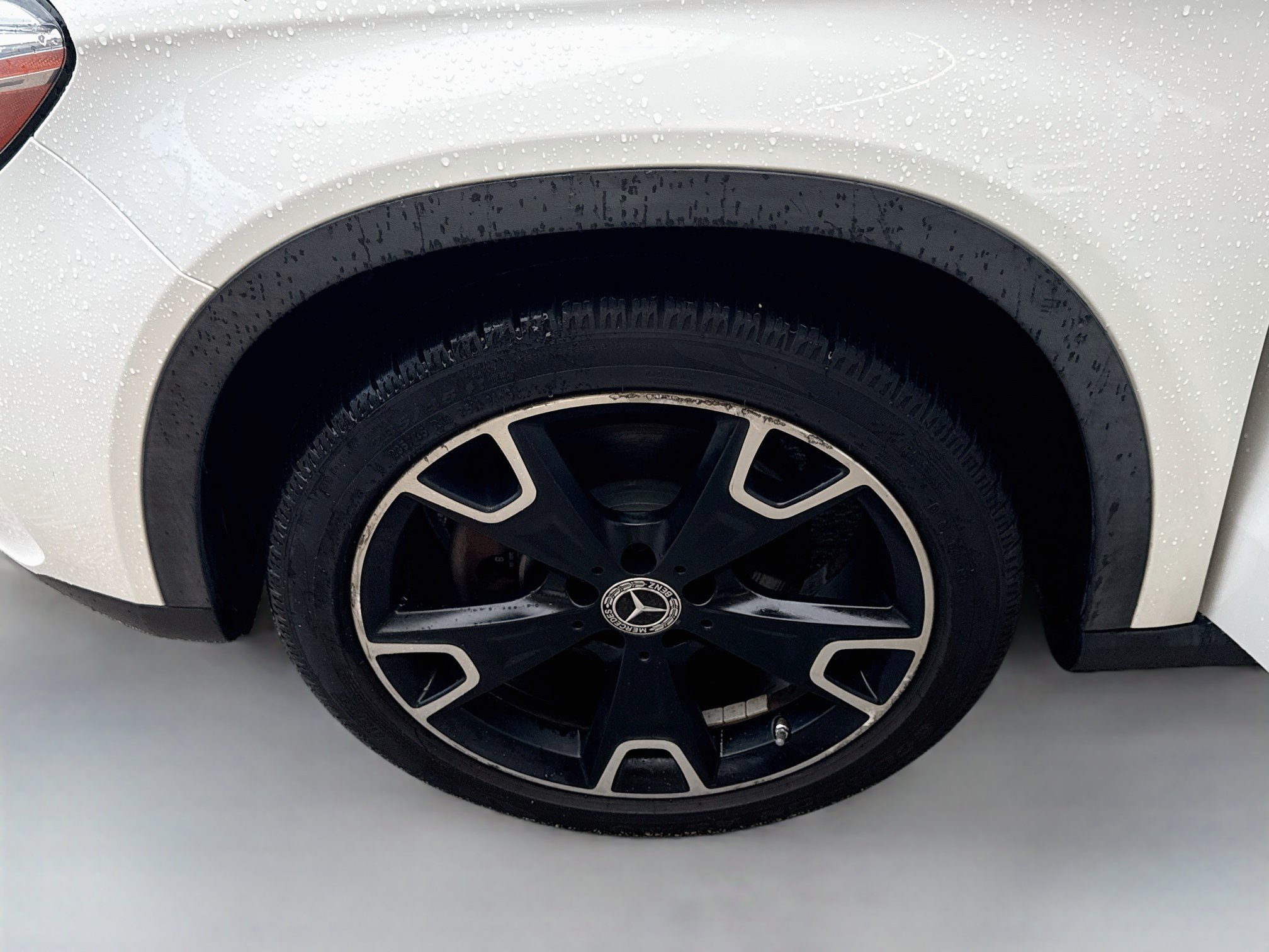 Used 2020 Mercedes-Benz GLA 250 4MATIC w/ Premium Package image 36