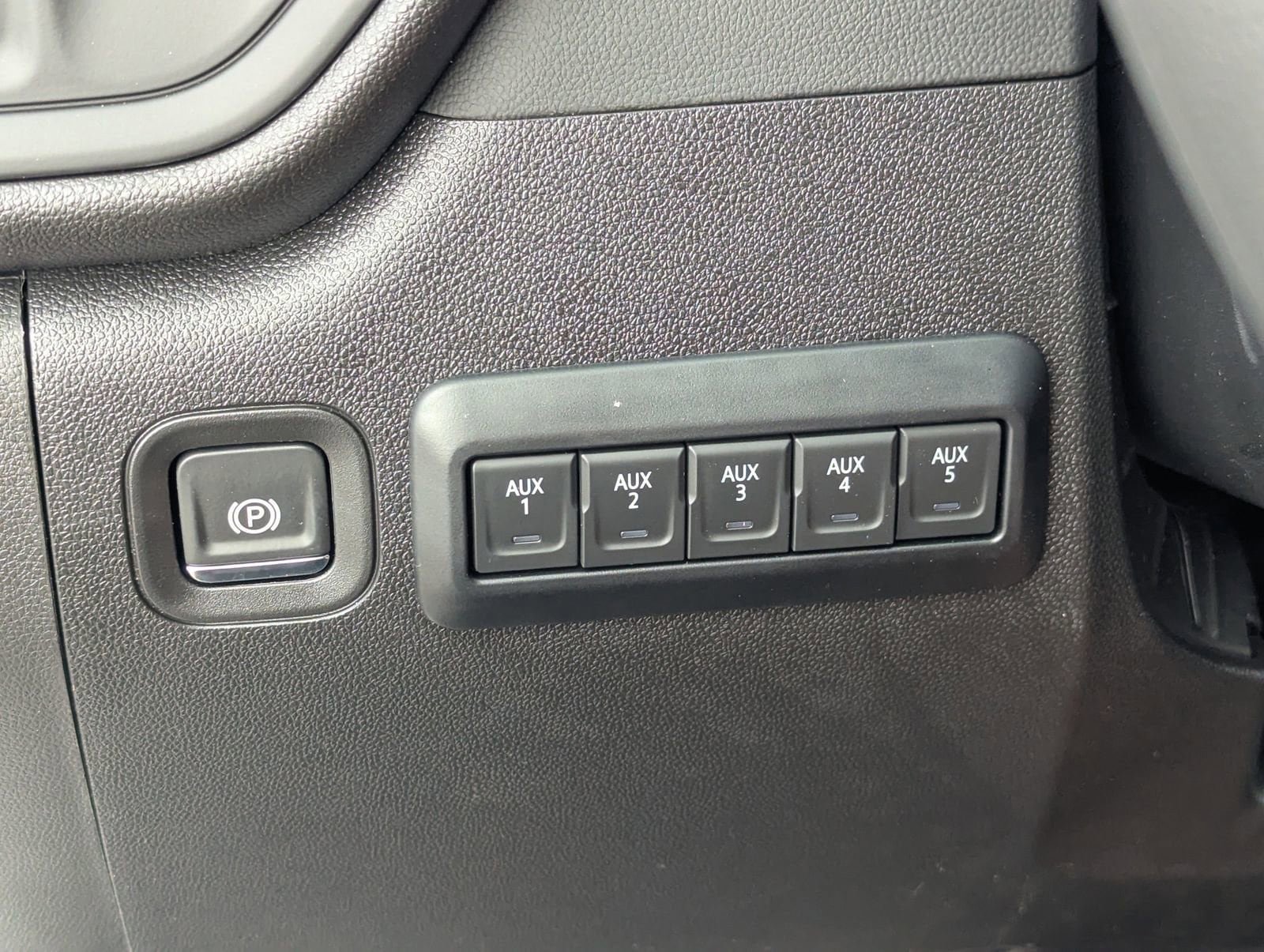 New 2026 Chevrolet Silverado 2500 W/T w/ WT Convenience Package image 33