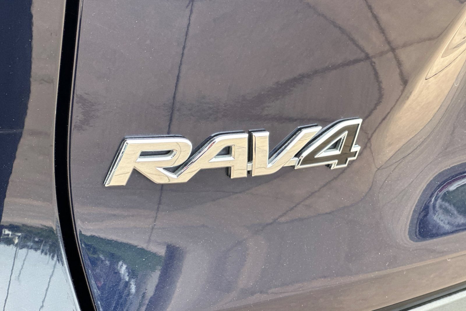 Used 2025 Toyota RAV4 XLE AWD/4WD image 33