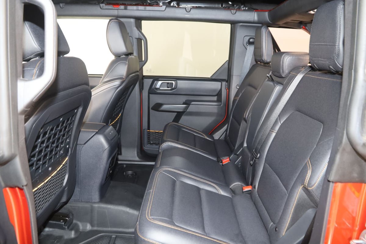Used 2024 Ford Bronco Badlands AWD/4WD image 36