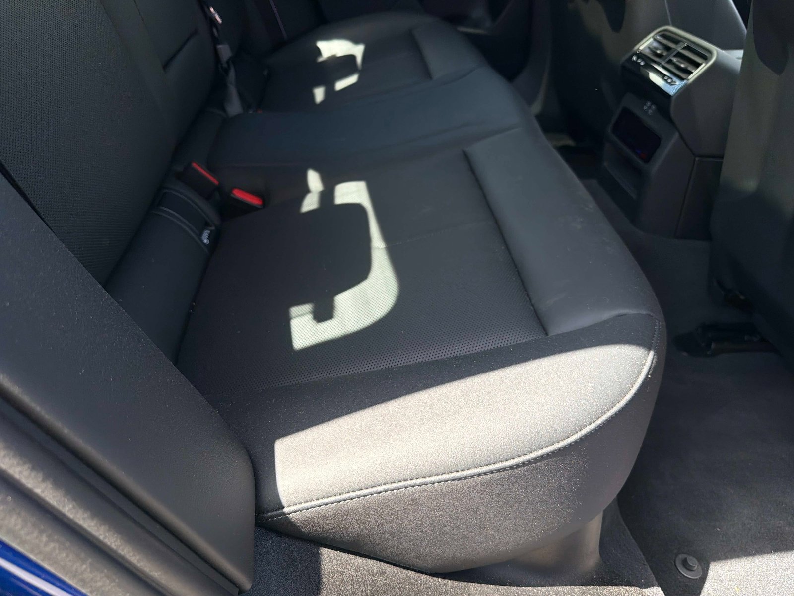 Used 2025 BMW M5 image 27