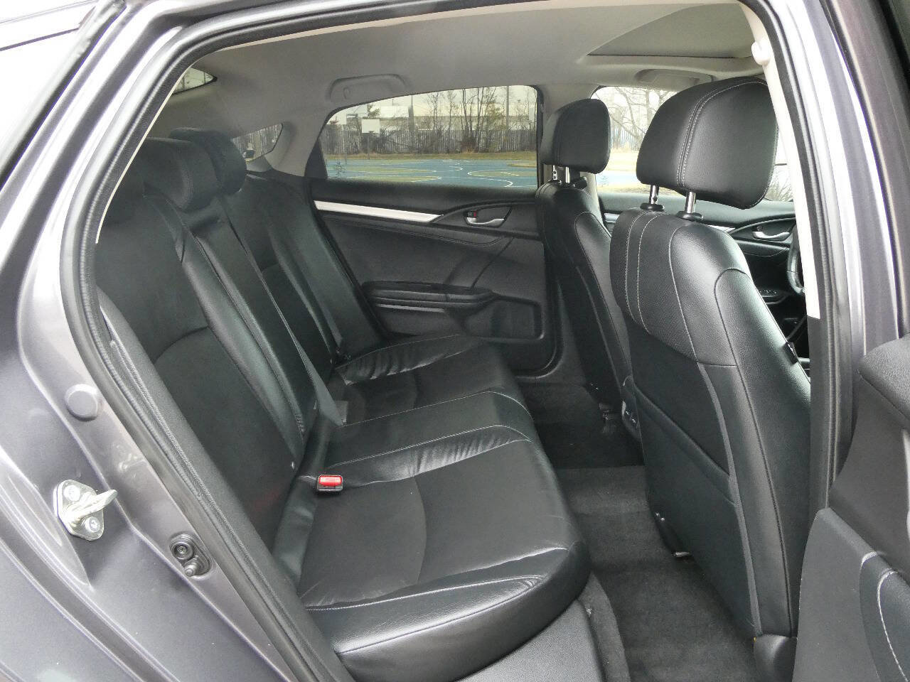 Used 2016 Honda Civic Touring image 28