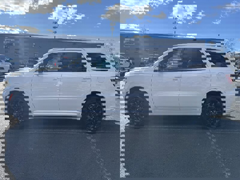 Used 2021 Dodge Durango SXT image 3