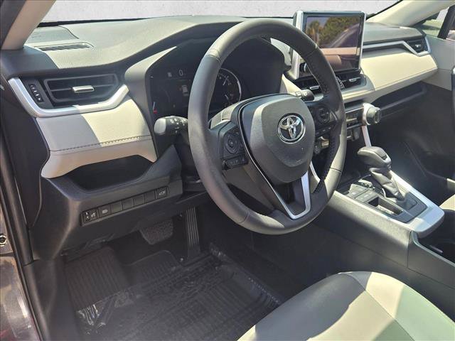 Used 2024 Toyota RAV4 XLE Premium FWD image 10