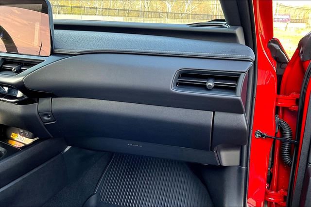 Certified 2025 Lexus UX 300h AWD w/ Accessory Package (Z1) image 26