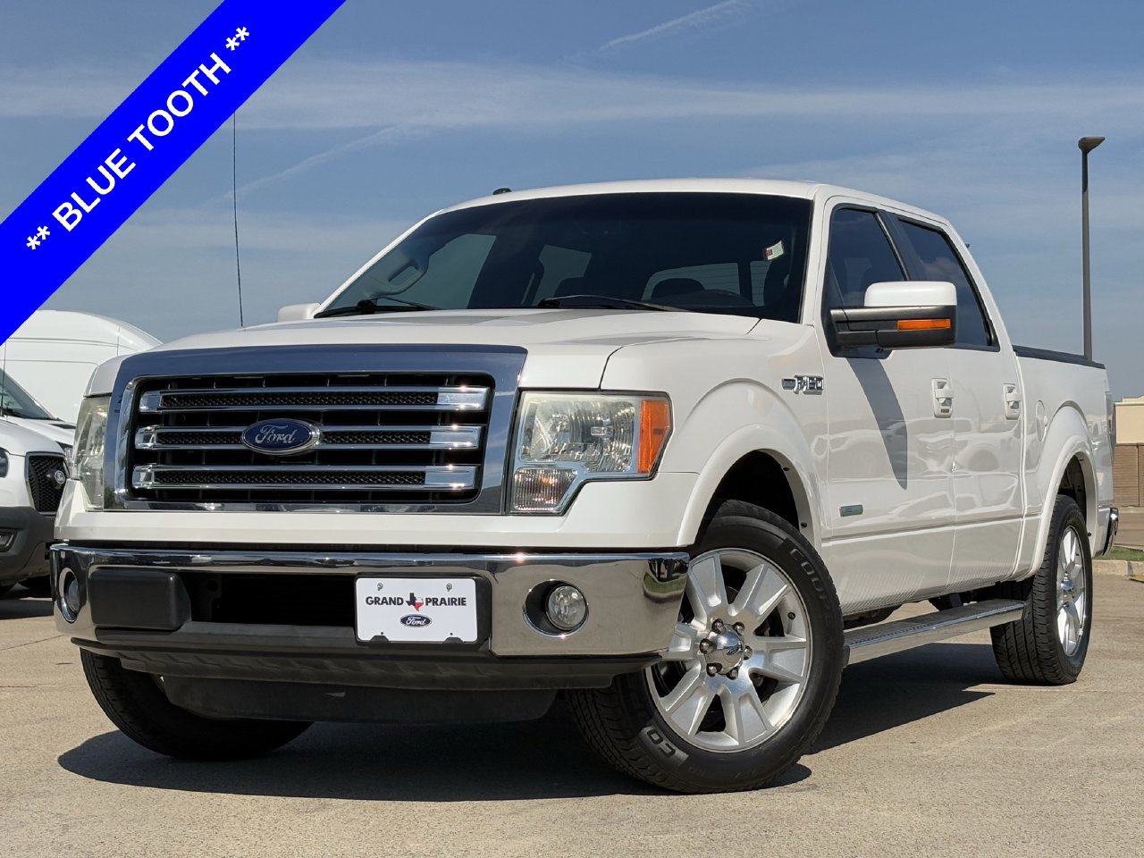 Used 2013 Ford F150 Lariat w/ Mid Equipment Group RWD image 2