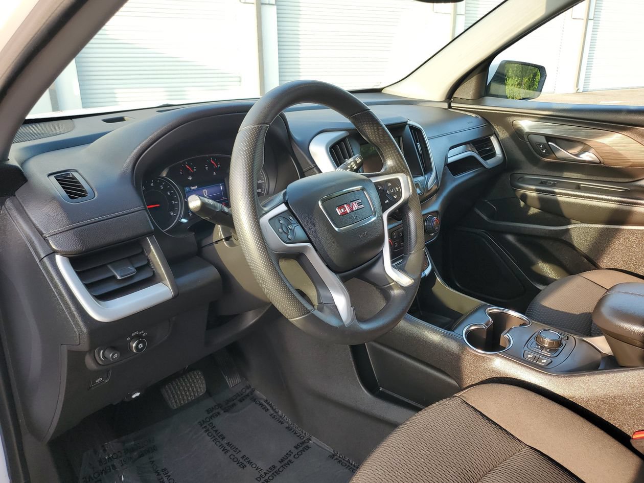 Used 2023 GMC Terrain SLE w/ Driver Convenience Package FWD image 19