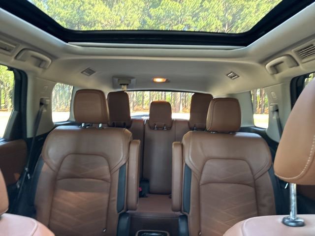 Used 2022 Nissan Pathfinder Platinum w/ Lighting Package (N93) AWD/4WD image 34