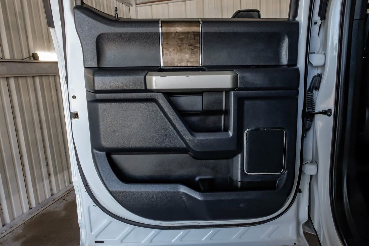 Used 2022 Ford F350 Lariat image 46