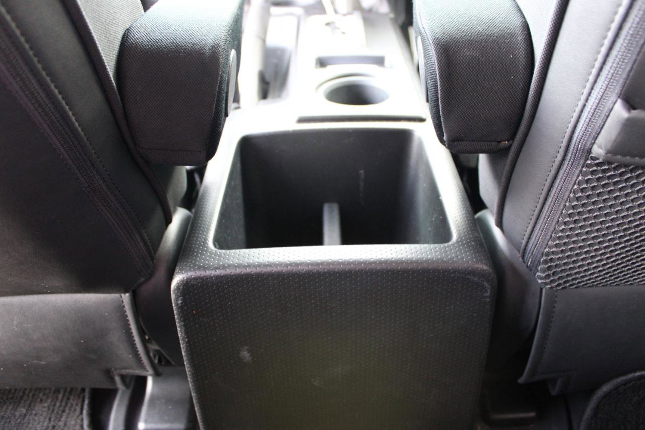 Used 2011 Toyota FJ Cruiser 4WD w/ Upgrade Pkg image 36