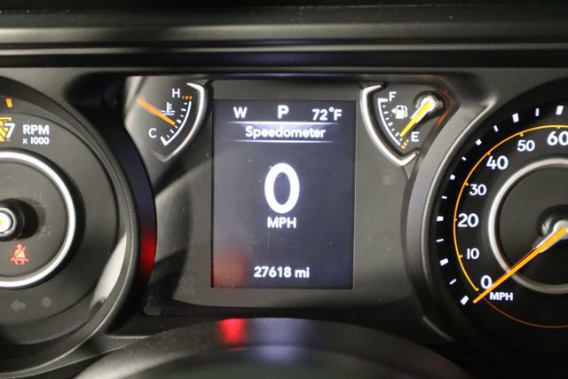 Used 2025 Jeep Wrangler Sport image 40