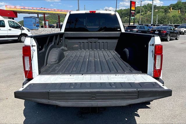 Used 2020 Ford F350 Platinum w/ FX4 Off-Road Package AWD/4WD image 30