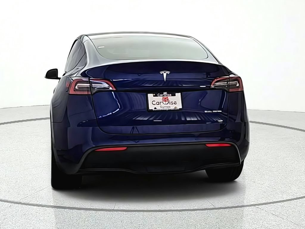Used 2022 Tesla Model Y Long Range AWD/4WD image 5