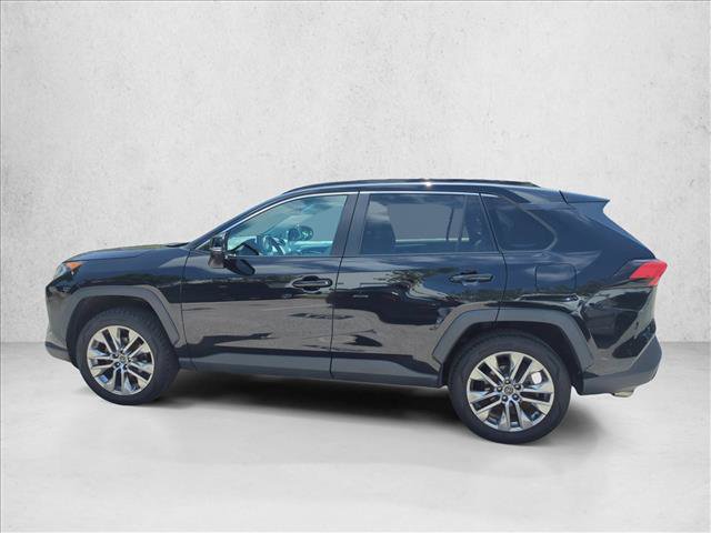 Certified 2020 Toyota RAV4 XLE Premium AWD/4WD image 8