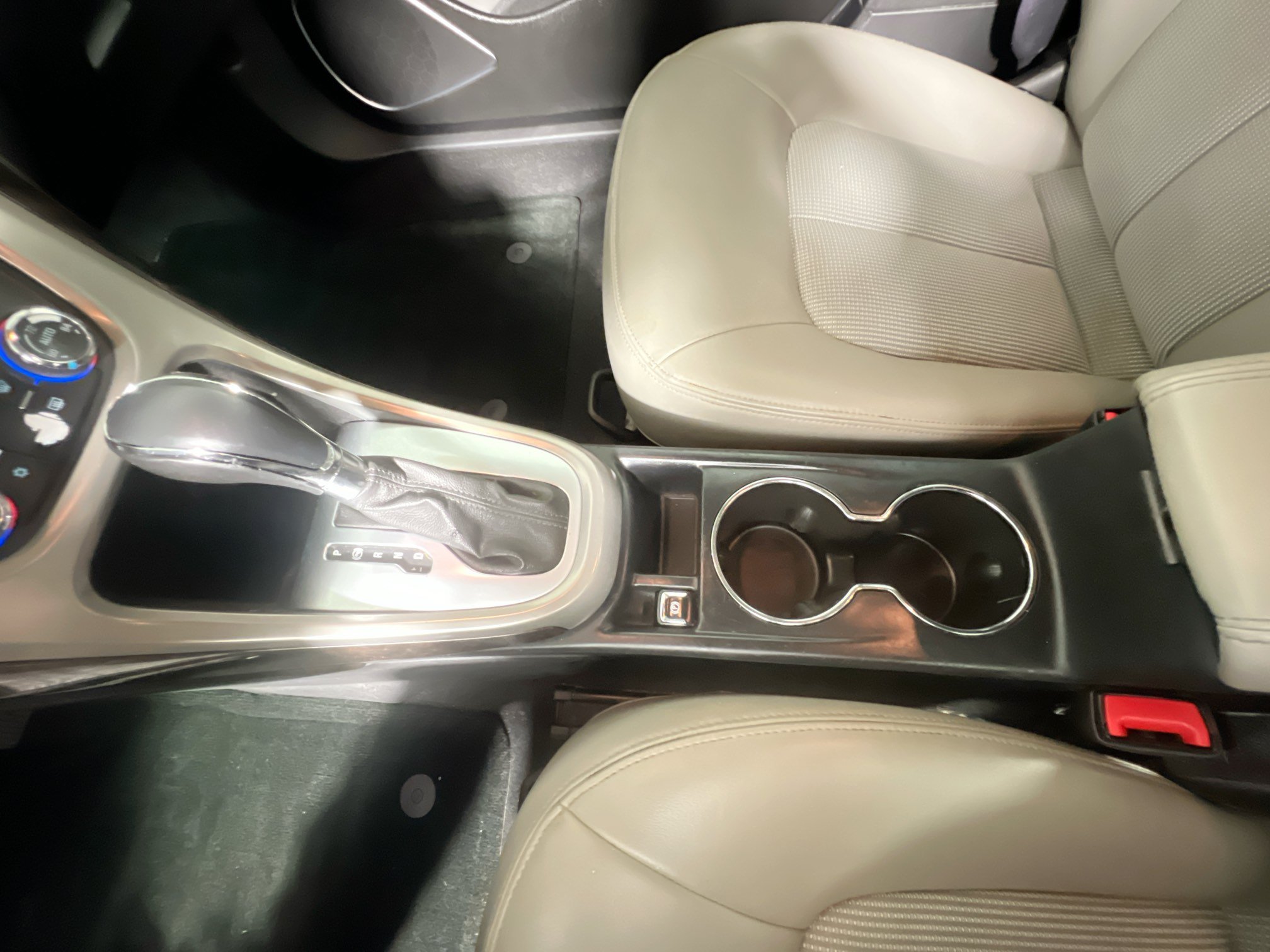 Used 2014 Buick Verano FWD image 25