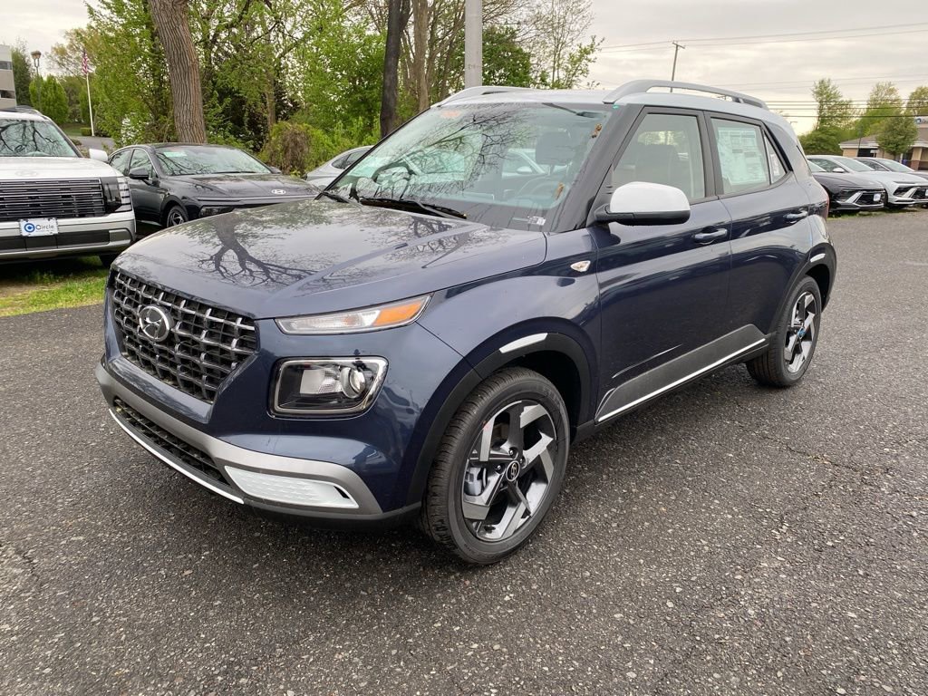 New 2026 Hyundai Venue SEL FWD image 6