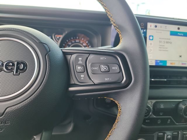 Used 2024 Jeep Gladiator Sport AWD/4WD image 19