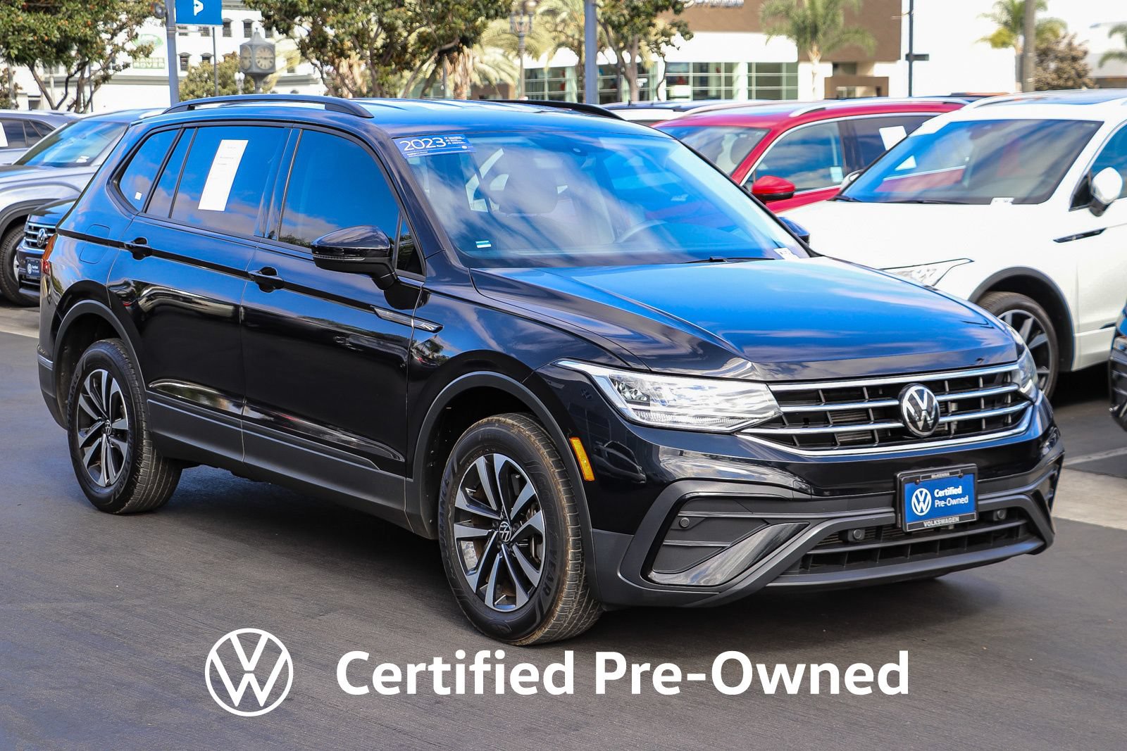 Used 2023 Volkswagen Tiguan S FWD image 4