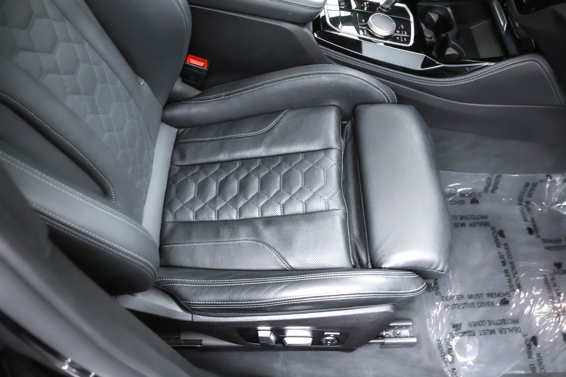 Used 2022 BMW X4 M w/ Competition Package image 37