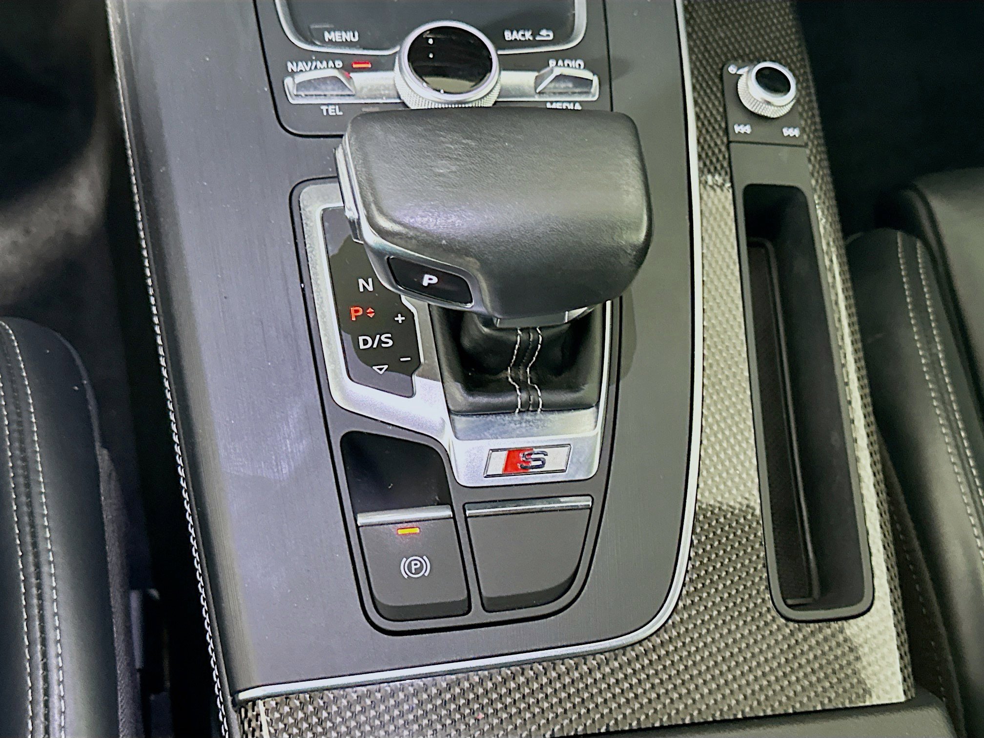 Used 2018 Audi SQ5 Premium Plus w/ S Sport Package image 25