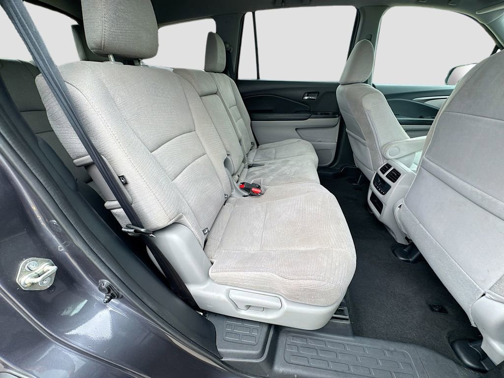 Used 2018 Honda Pilot EX image 33