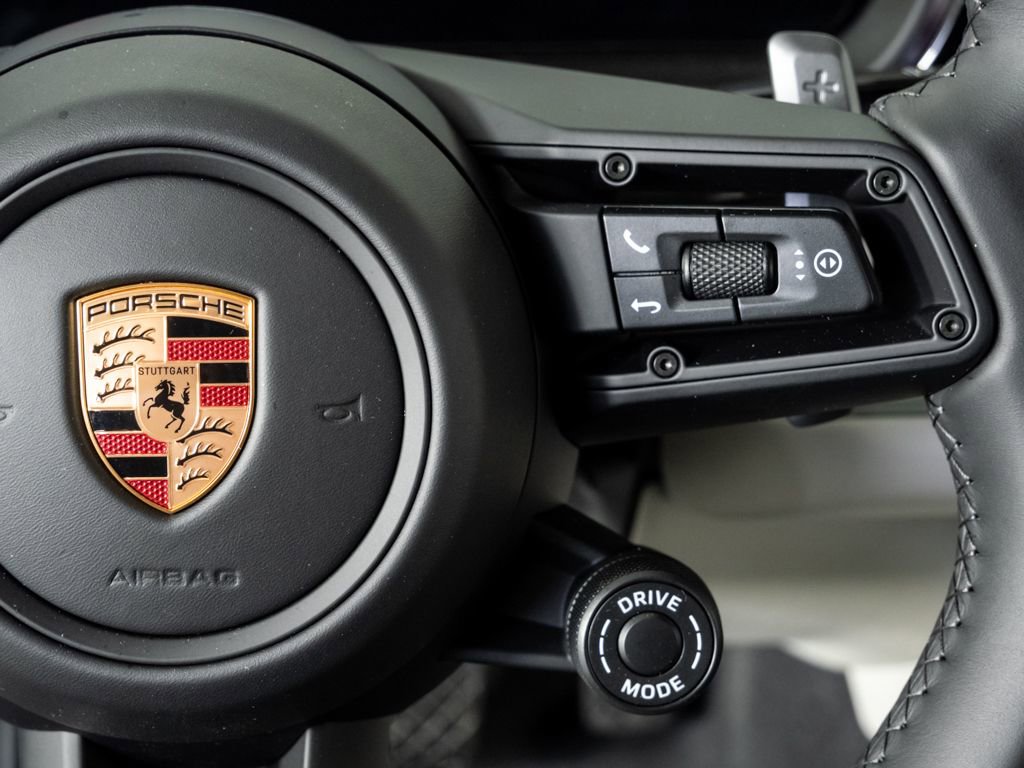 New 2026 Porsche Cayenne Base image 11