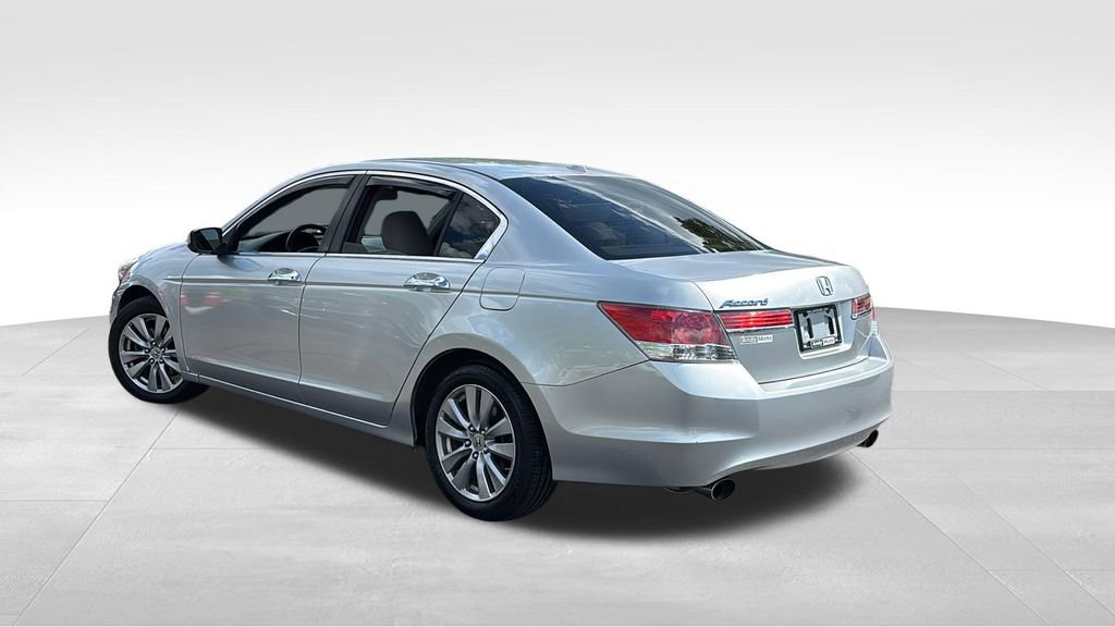 Used 2011 Honda Accord EX-L image 5