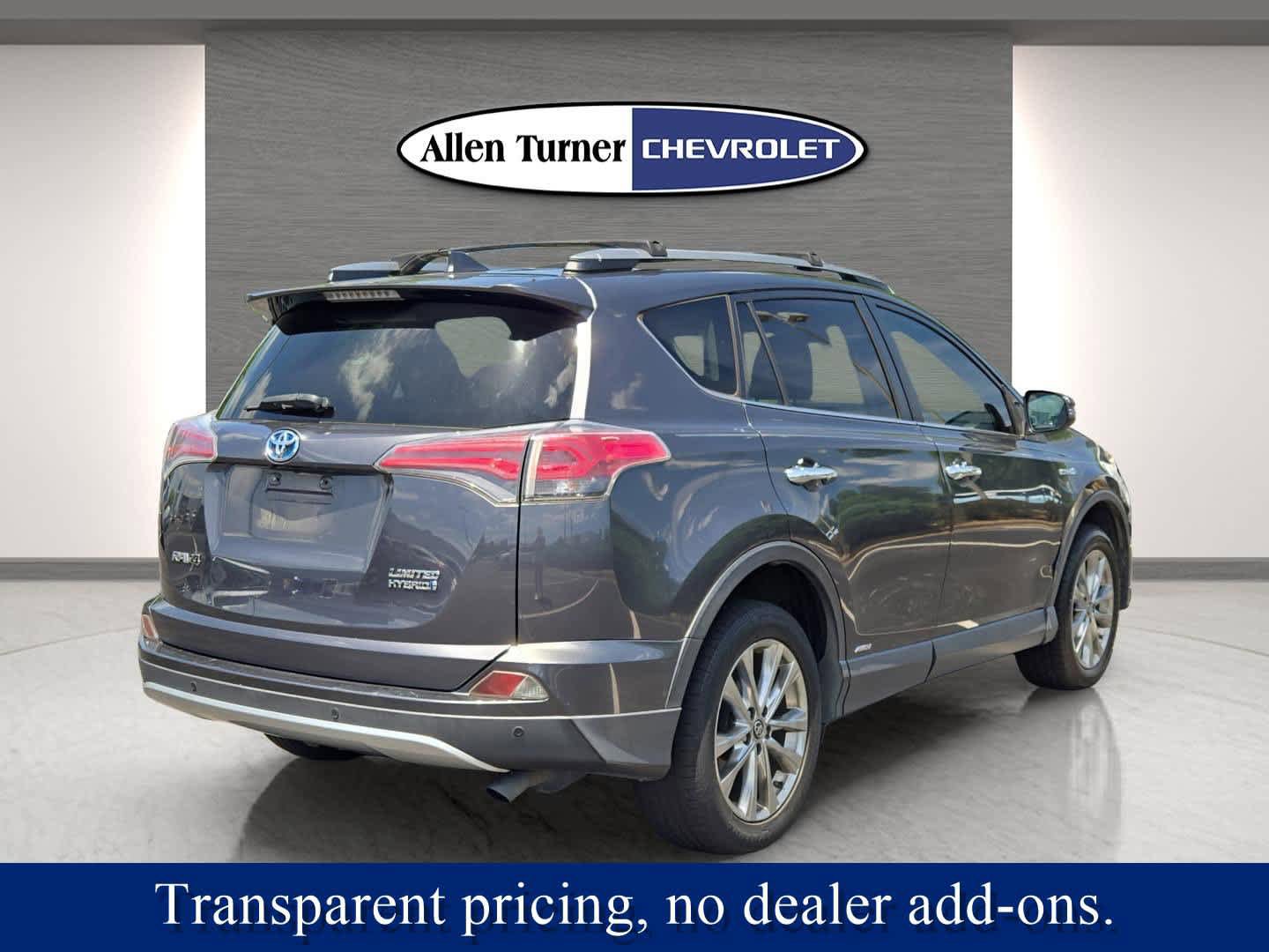 Used 2017 Toyota RAV4 Limited w/ Advanced Technology Package AWD/4WD image 7
