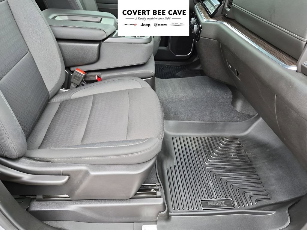 Used 2024 Chevrolet Silverado 1500 RST image 17