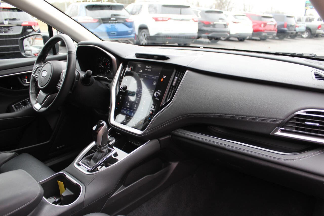 Used 2025 Subaru Outback Limited XT image 15