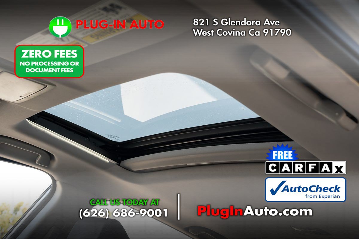 Used 2017 Honda CR-V Touring image 9