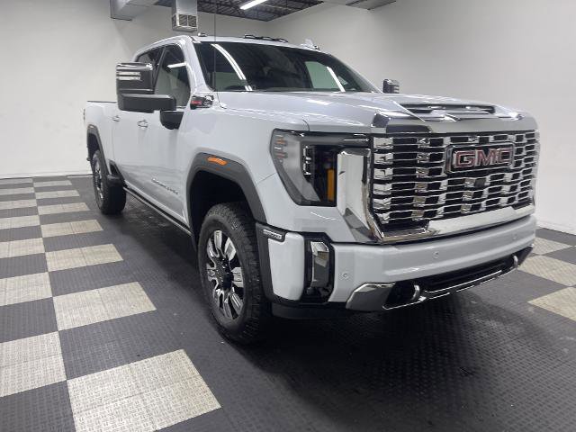 New 2026 GMC Sierra 2500 Denali w/ Denali Reserve Package image 5
