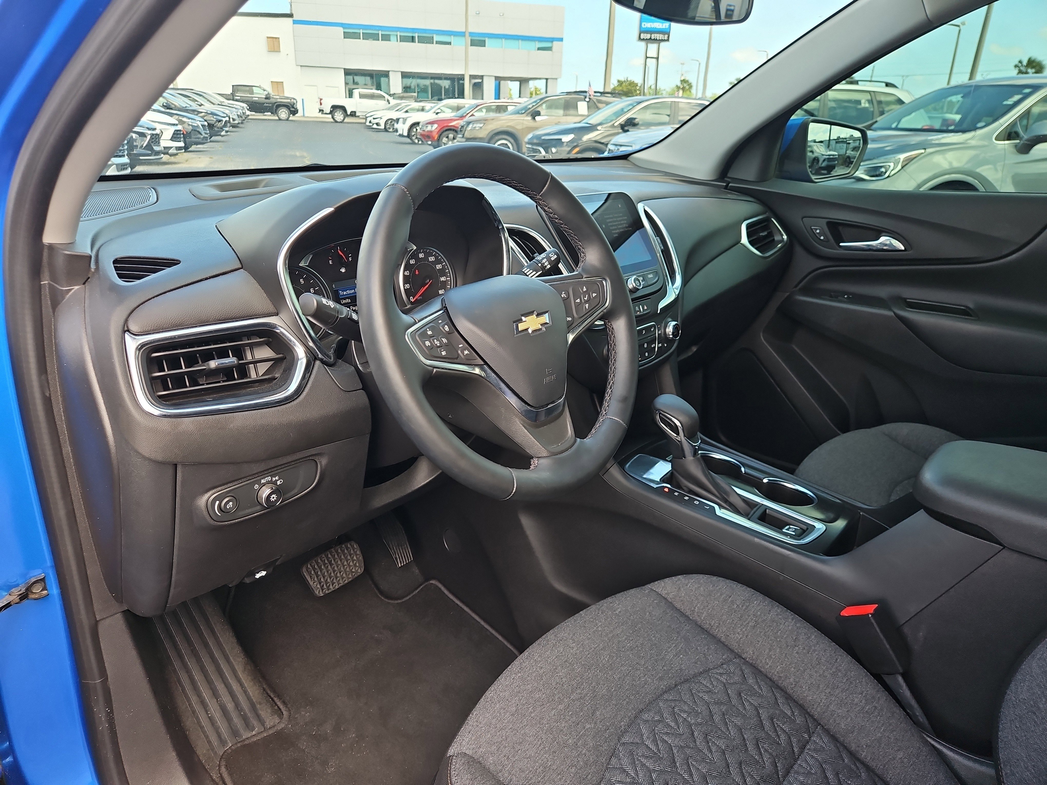 Used 2024 Chevrolet Equinox LT FWD image 15
