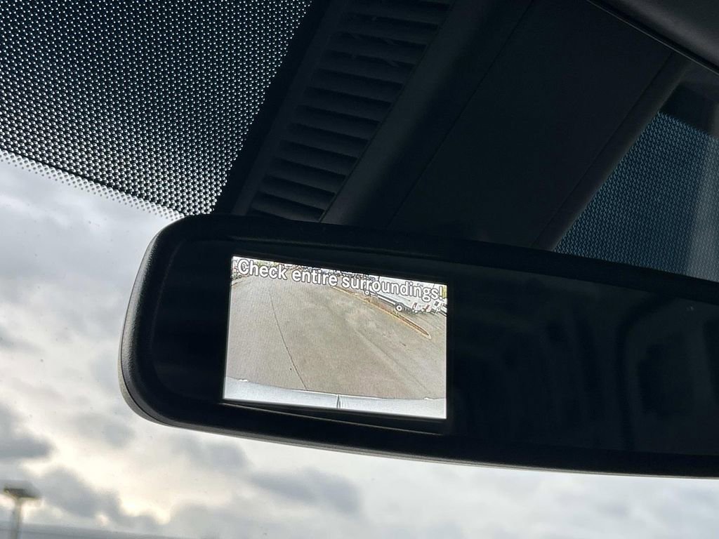 Used 2025 Mercedes-Benz Sprinter 2500 image 23