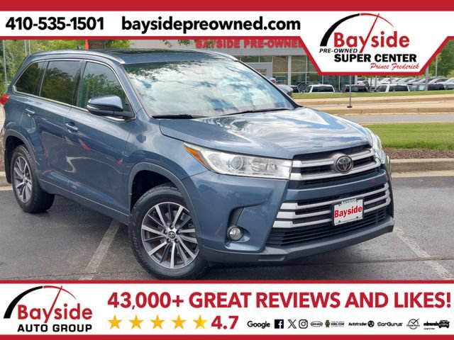 Used 2018 Toyota Highlander XLE AWD/4WD image 1