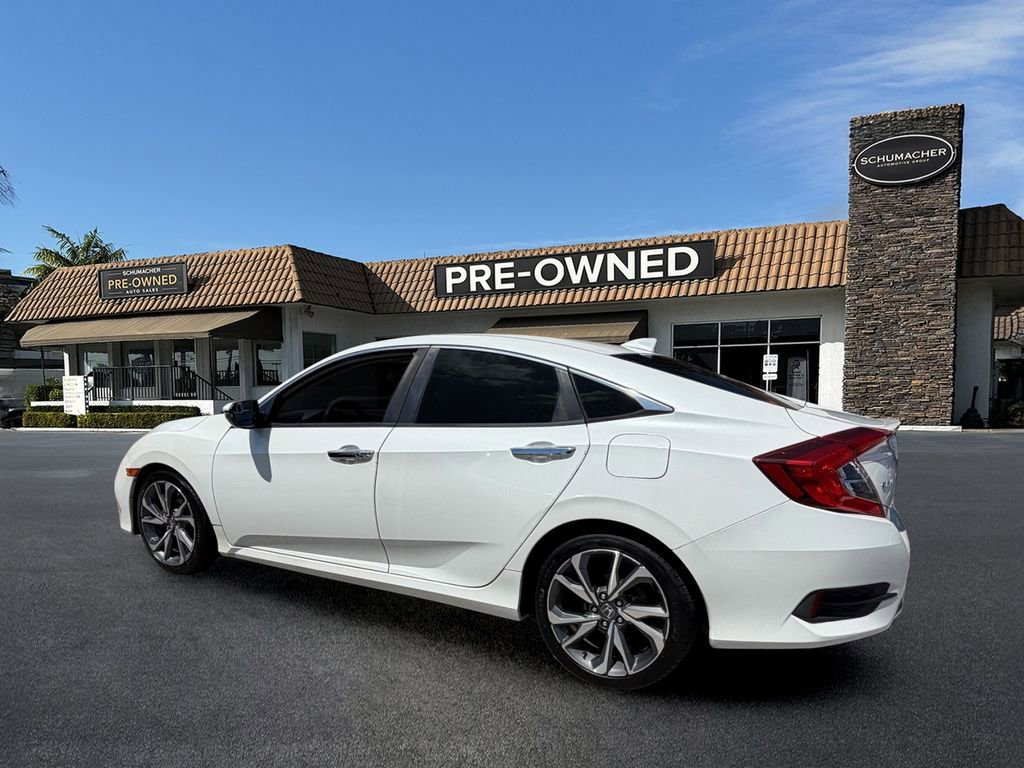 Used 2019 Honda Civic Touring image 5