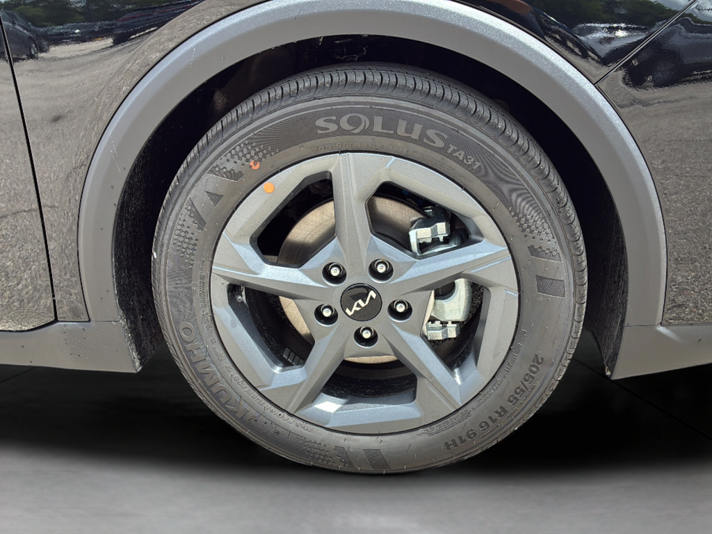 New 2026 Kia K4 FWD image 31