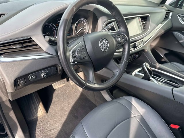 Used 2019 Buick Enclave Essence image 19