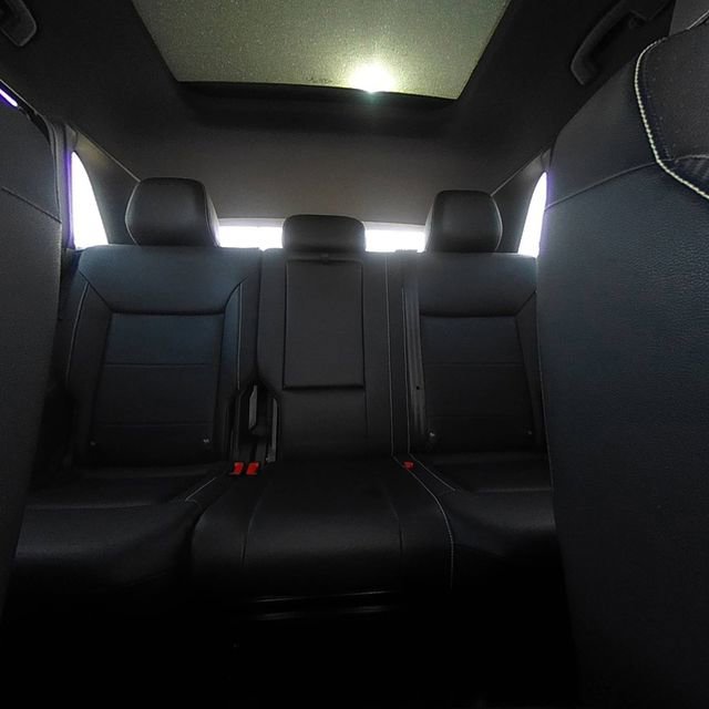 Used 2023 Volkswagen Atlas Cross Sport SEL R-Line image 22