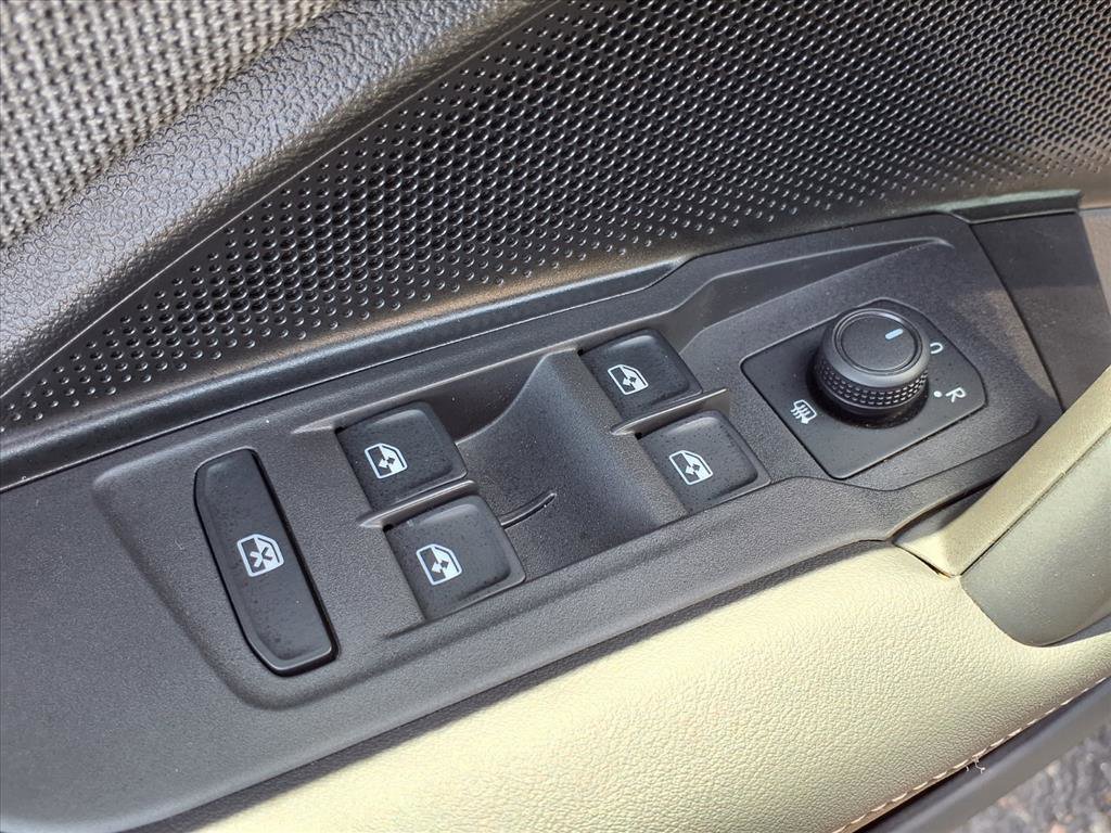 New 2026 Volkswagen Tiguan S image 8