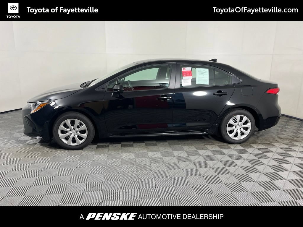 Used 2026 Toyota Corolla LE FWD image 2