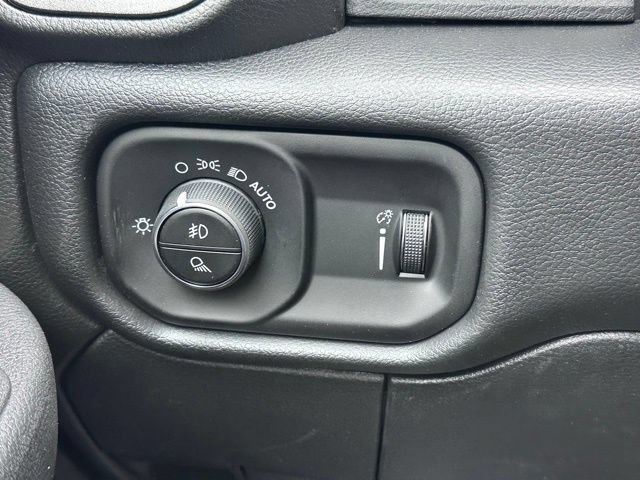New 2026 RAM 3500 Tradesman AWD/4WD image 17