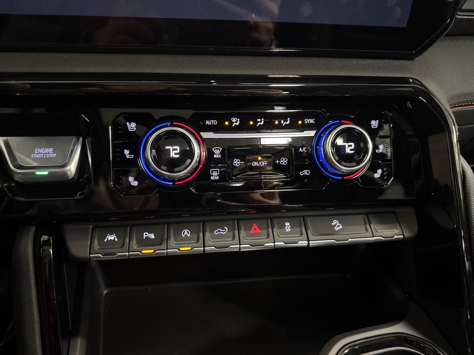 New 2026 GMC Sierra 1500 AT4 w/ AT4 Premium Package AWD/4WD image 24